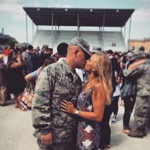 Meet your Posher, Chuck